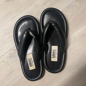 MM6 Maison Margiela black leather flip flops